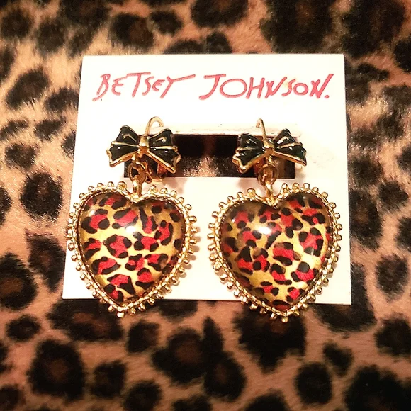 BETSEY JOHNSON Leopard Print Heart Drop Earrings w/ Bows and Gold-Tone Hardware - Picture 1 of 12